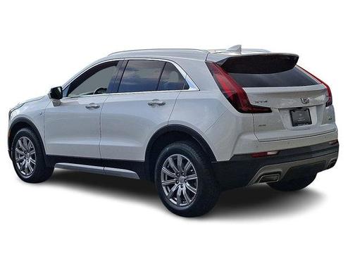 Crystal White Tricoat 2023 Cadillac XT4 Premium Luxury