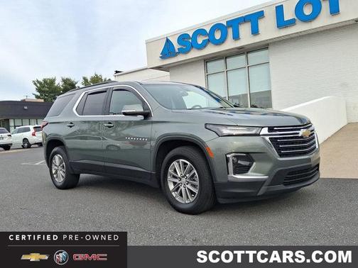 2023 Chevrolet Traverse LT Cloth