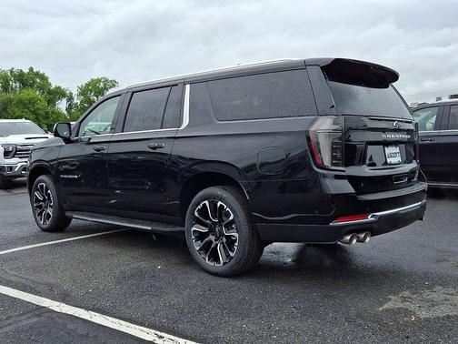 Black 2026 Chevrolet Suburban Premier