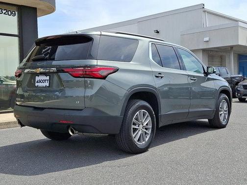 2022 Chevrolet Traverse LT Cloth