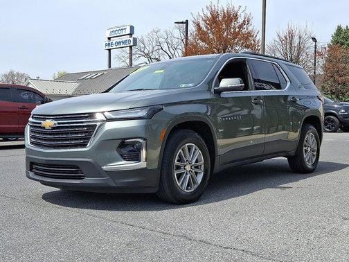2022 Chevrolet Traverse LT Cloth