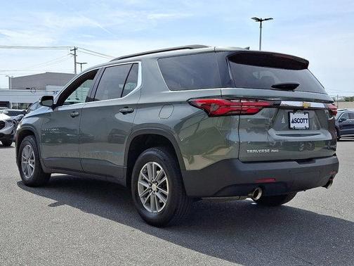 2022 Chevrolet Traverse LT Cloth