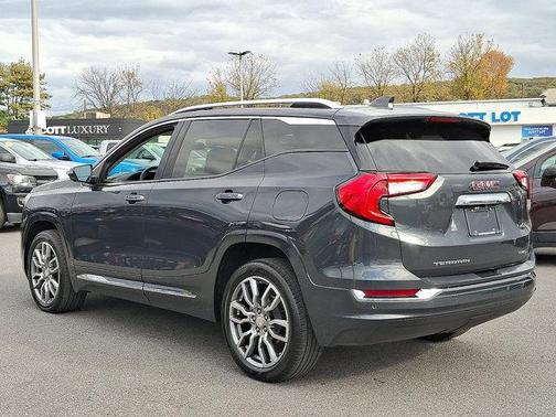 2022 GMC Terrain Denali