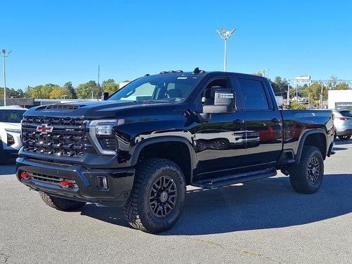 2025 Chevrolet Silverado 2500 4WD Crew Cab Standard Bed ZR2