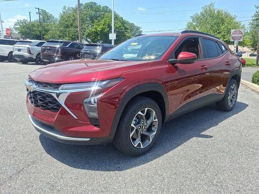 2025 Chevrolet Trax LT
