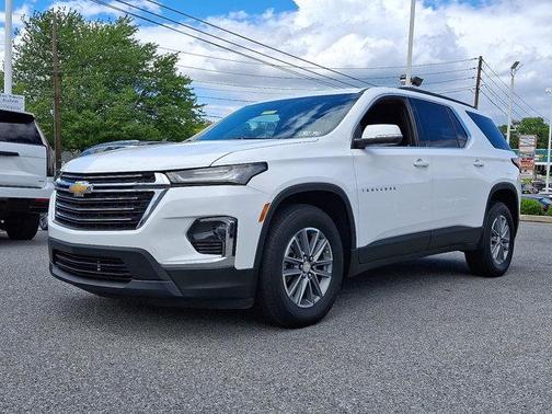 2022 Chevrolet Traverse LT Cloth