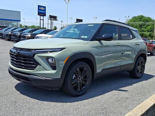 Cacti Green 2026 Chevrolet Trailblazer LT