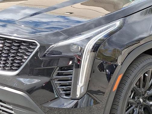Stellar Black Metallic 2023 Cadillac XT4 Sport