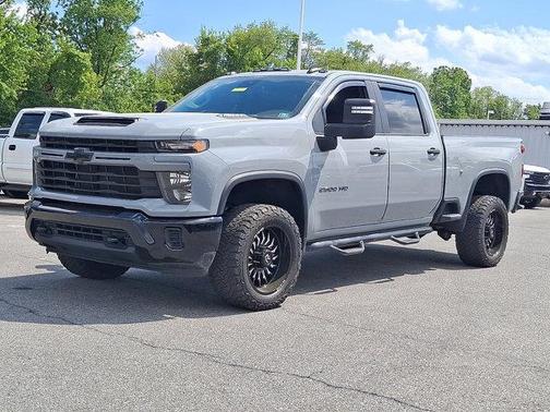 Slate Gray Metallic 2024 Chevrolet Silverado 2500 Custom