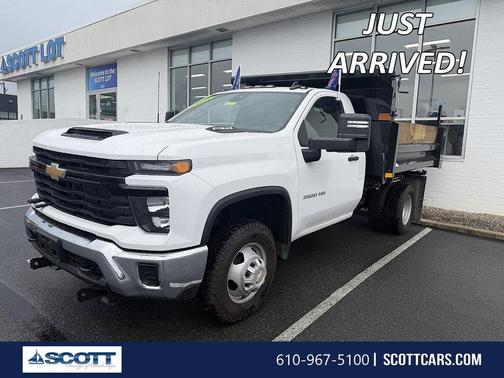 Summit White 2025 Chevrolet Silverado 3500 WT