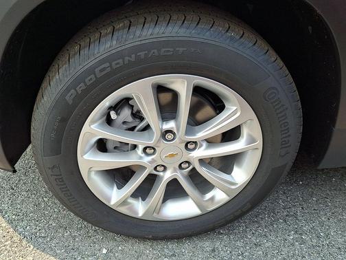 Sterling Gray Metallic 2026 Chevrolet Trailblazer LS