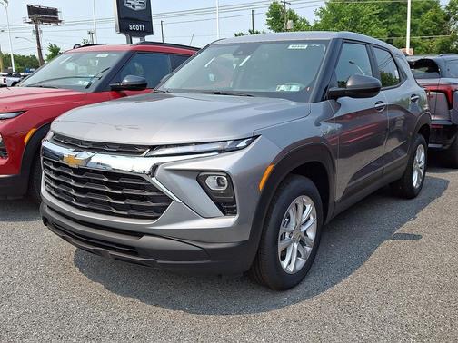 Sterling Gray Metallic 2026 Chevrolet Trailblazer LS