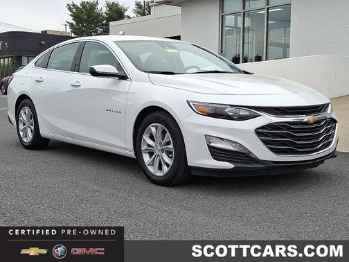 Summit White 2023 Chevrolet Malibu FWD 1LT