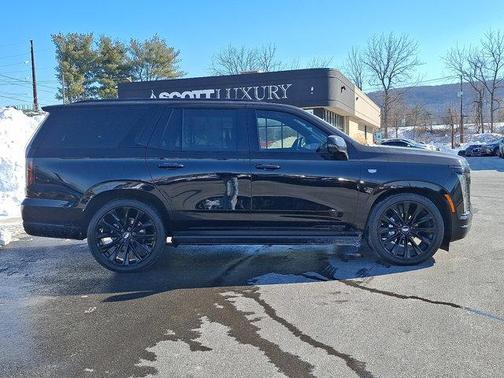 2025 Cadillac Escalade Sport Platinum