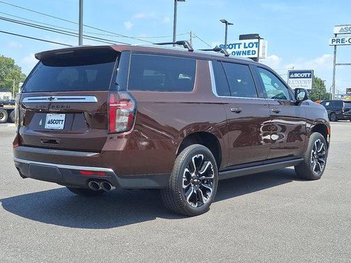 2023 Chevrolet Suburban 4WD High Country