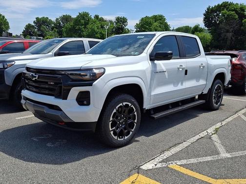 Summit White 2026 Chevrolet Colorado Z71