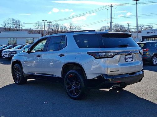 2021 Chevrolet Traverse Premier