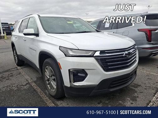 2023 Chevrolet Traverse LT Cloth