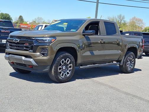 Harvest Bronze Metallic 2023 Chevrolet Colorado Z71