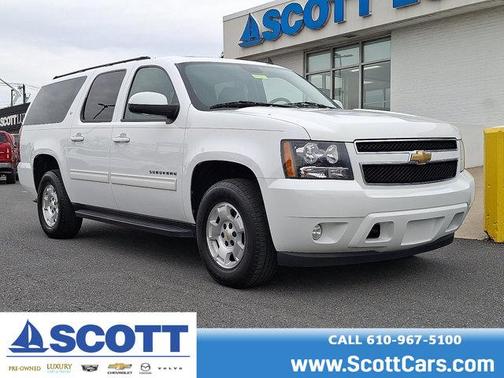 Summit White 2011 Chevrolet Suburban 1500 LT