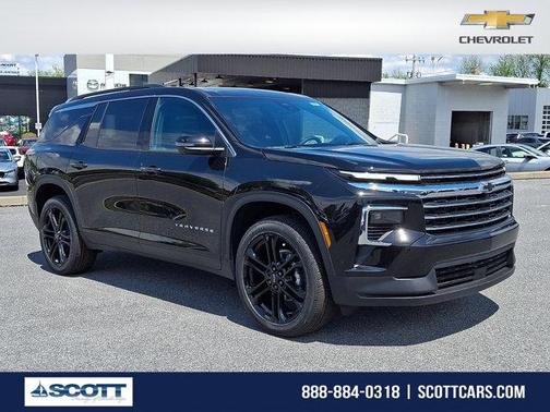 Mosaic Black Metallic 2026 Chevrolet Traverse LT