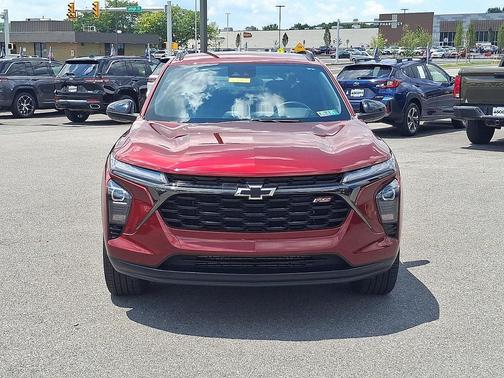 Crimson Metallic 2024 Chevrolet Trax FWD 2RS