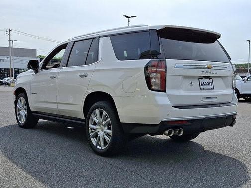 2022 Chevrolet Tahoe 4WD High Country