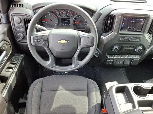 2025 Chevrolet Silverado 2500 Custom