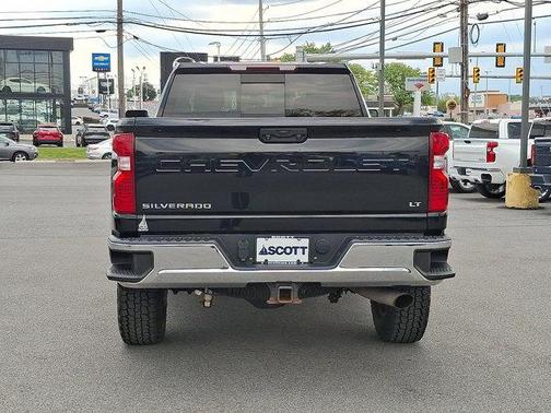 Black 2022 Chevrolet Silverado 2500 LT