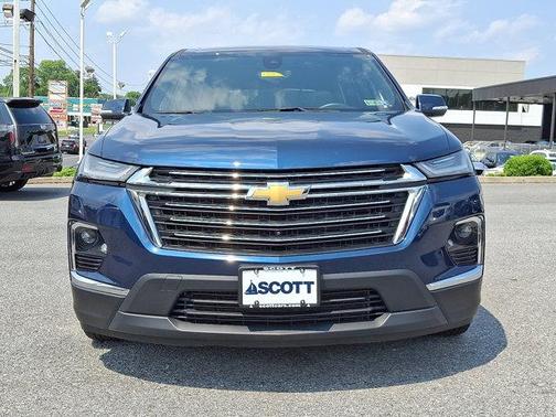 2022 Chevrolet Traverse LT Leather