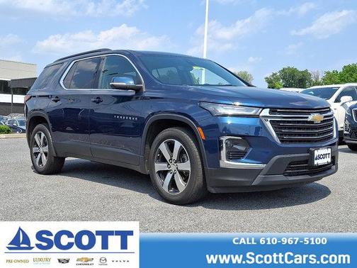 2022 Chevrolet Traverse LT Leather