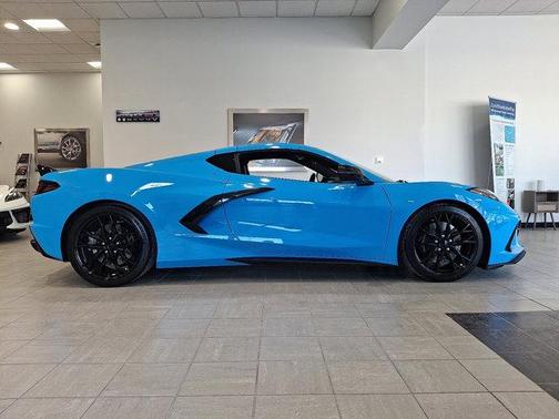 2023 Chevrolet Corvette Stingray w/2LT