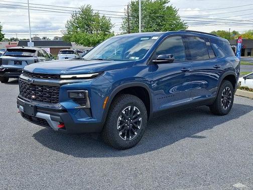 Lakeshore Blue Metallic 2026 Chevrolet Traverse AWD Z71