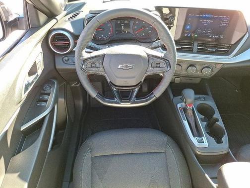 2026 Chevrolet Trax FWD 1RS