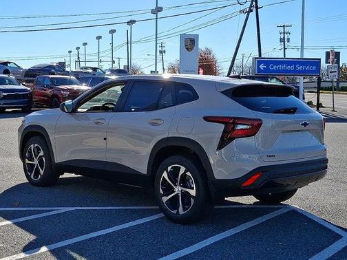 2026 Chevrolet Trax FWD 1RS