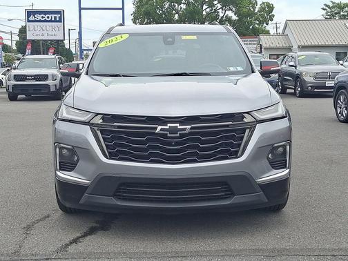 Sterling Gray Metallic 2023 Chevrolet Traverse Premier