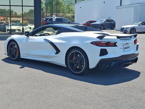 Arctic White 2024 Chevrolet Corvette Stingray w/1LT