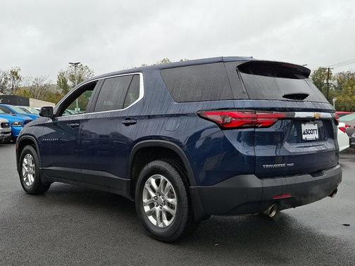 2022 Chevrolet Traverse LS