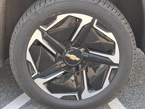 2026 Chevrolet Silverado EV LT