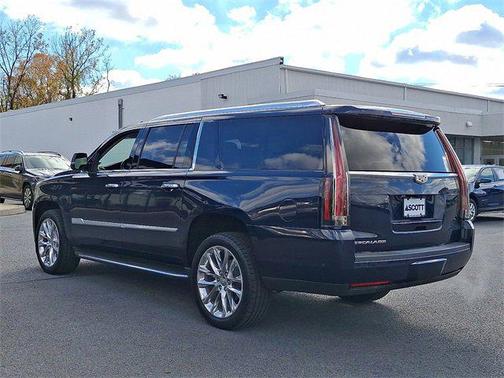 2020 Cadillac Escalade ESV Luxury