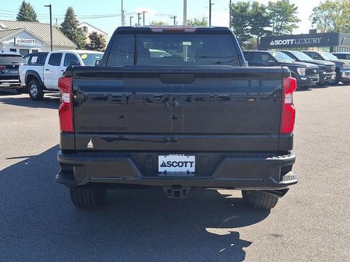 2022 Chevrolet Silverado 1500 Custom
