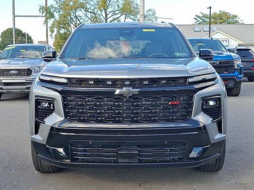 2025 Chevrolet Traverse RS