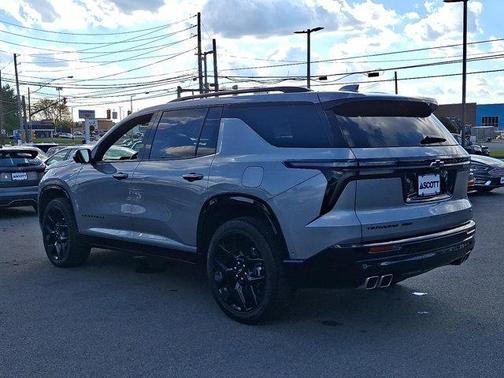 2025 Chevrolet Traverse RS