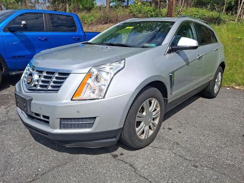 Radiant Silver Metallic 2015 Cadillac SRX Luxury Collection