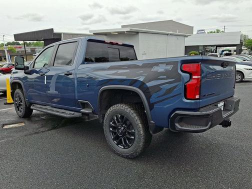 Lakeshore Blue Metallic 2026 Chevrolet Silverado 2500 LT