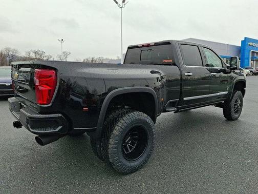 2026 Chevrolet Silverado 3500 High Country