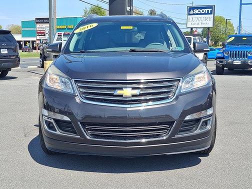 Tungsten Metallic 2016 Chevrolet Traverse 2LT