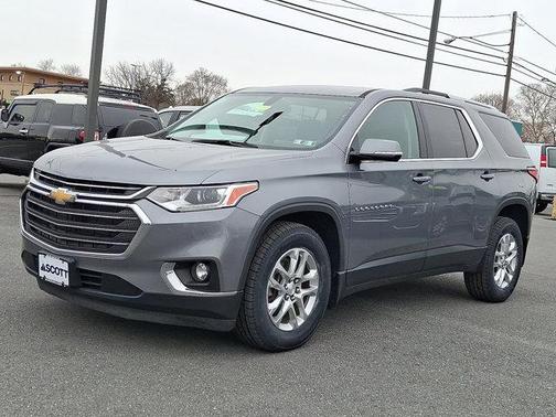 2018 Chevrolet Traverse LT Cloth