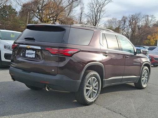 2022 Chevrolet Traverse LT Cloth