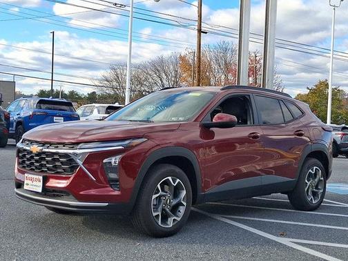 2025 Chevrolet Trax LT